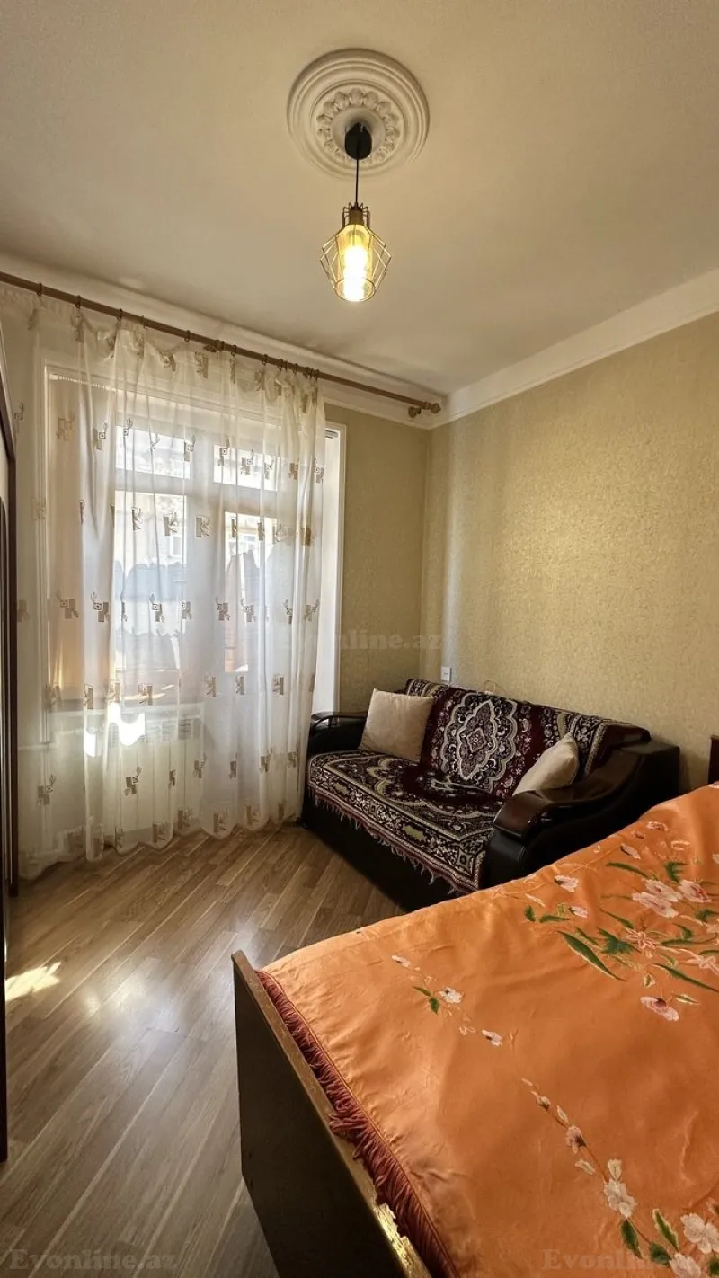 Satılır 5 otaqlı Mənzil Köhnə tikili 120 m² Xalqlar Dostluğu m. - şəkil 10