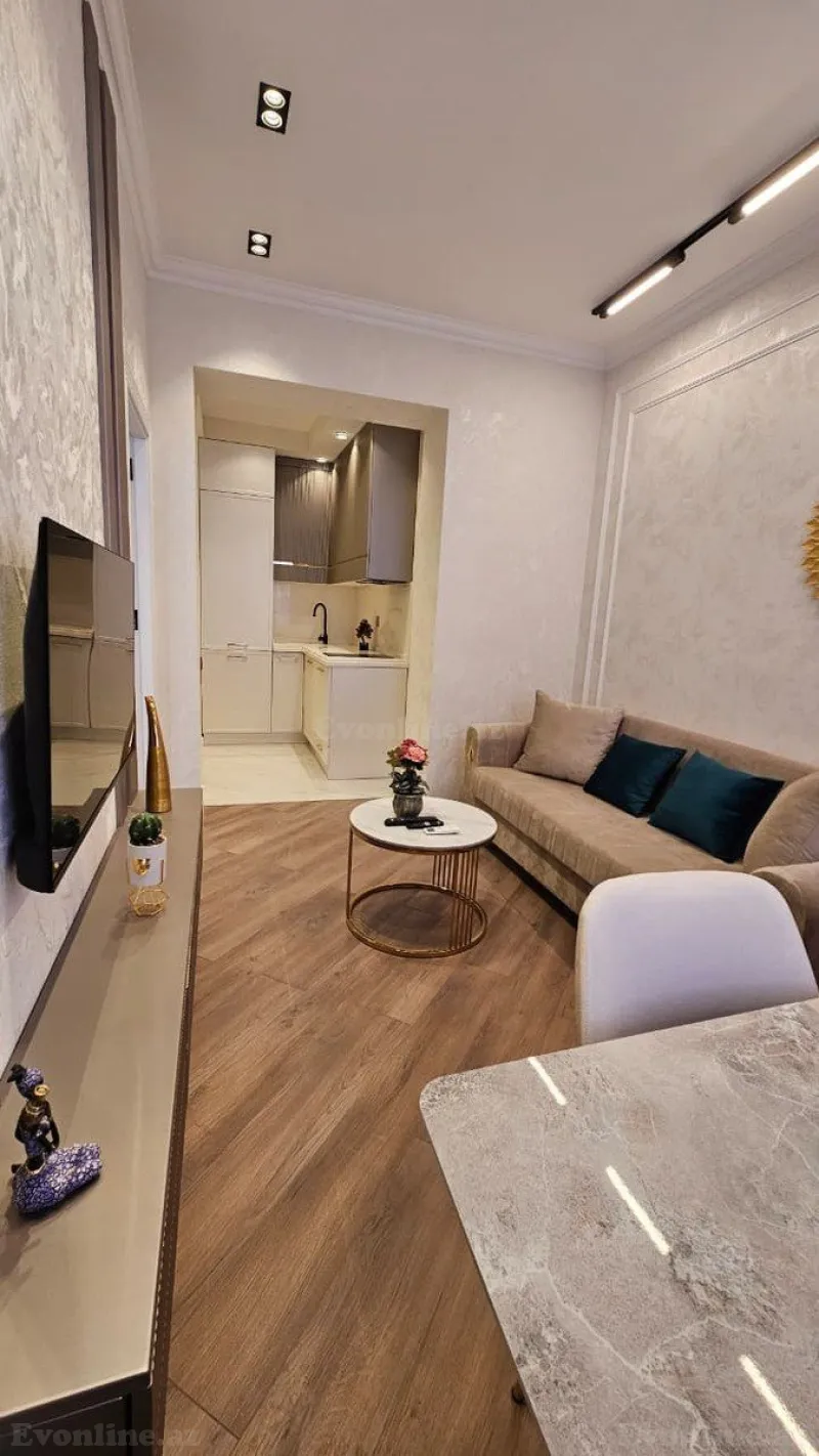 Satılır 2 otaqlı Mənzil Yeni tikili 45 m² Neftçilər m. - şəkil 4