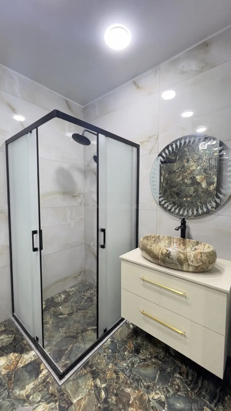 Satılır 2 otaqlı Mənzil Yeni tikili 85 m² Qara Qarayev m. - şəkil 11