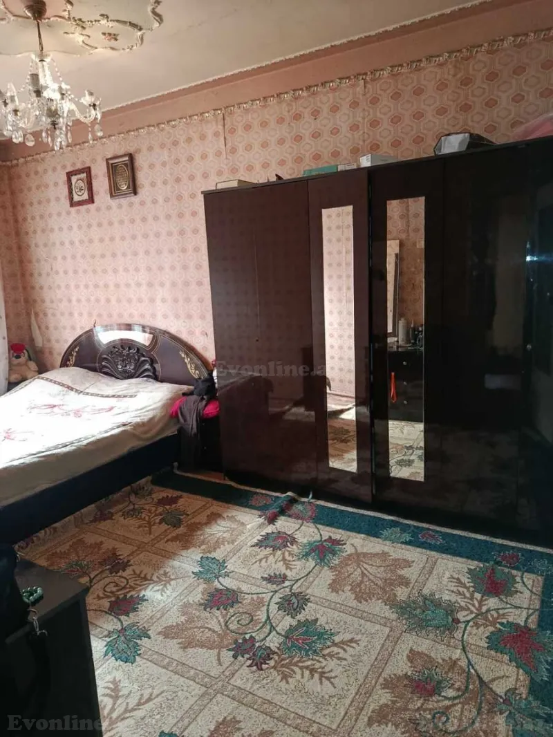 Satılır 4 otaqlı Mənzil Köhnə tikili 110 m² Sabunçu r.