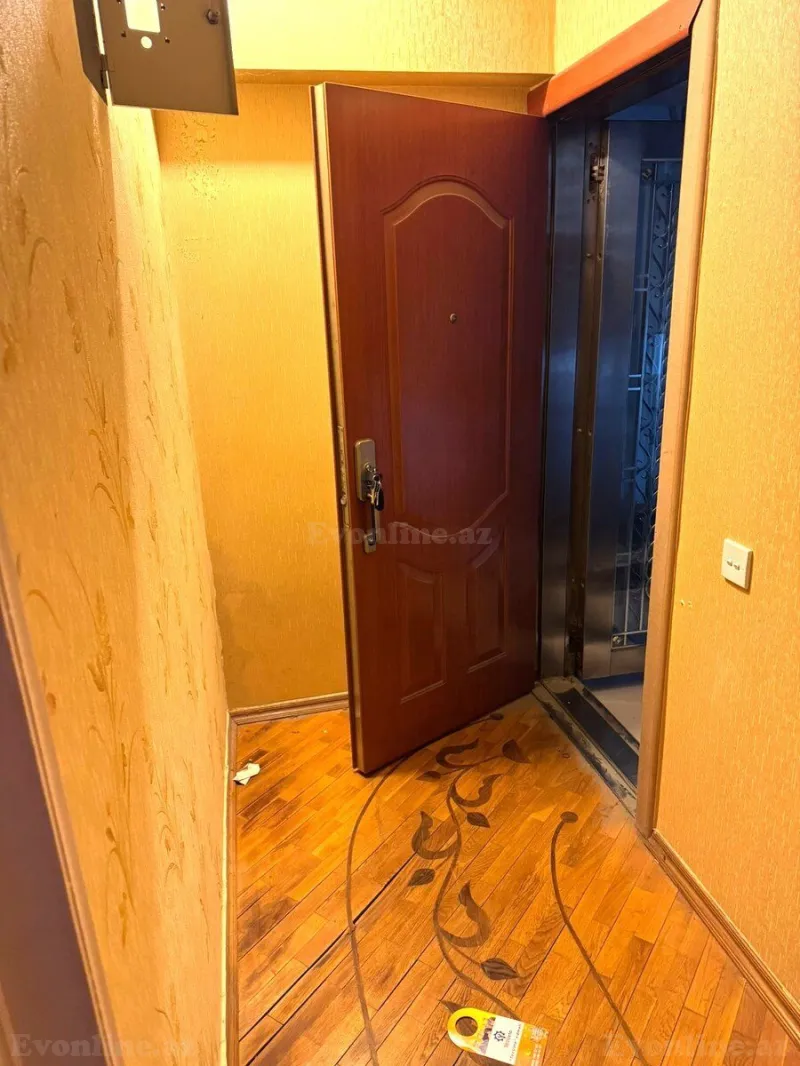 Satılır 2 otaqlı Mənzil Köhnə tikili 80 m² 28 May m. - şəkil 8