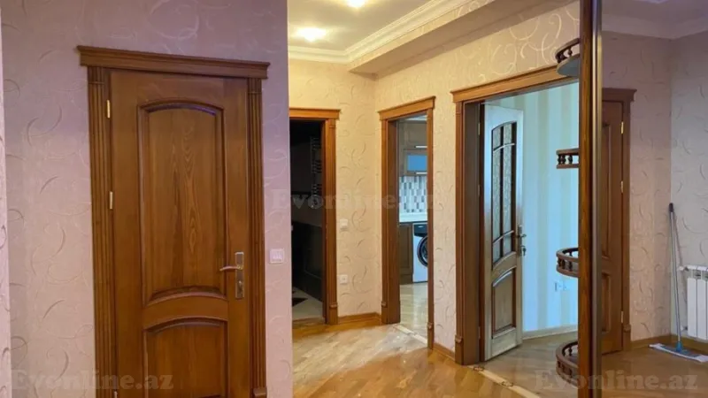 Kirayə verilir 2 otaqlı Mənzil Yeni tikili 100 m² Sabunçu r.