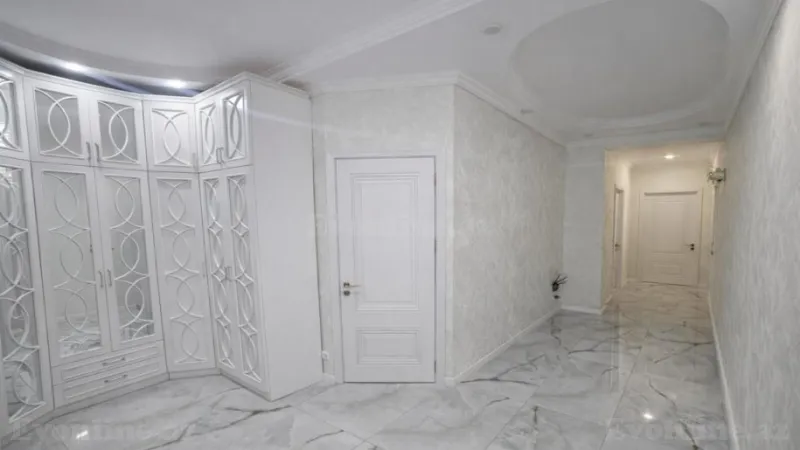 Satılır 3 otaqlı Mənzil Yeni tikili 130 m² Gənclik m. - şəkil 11