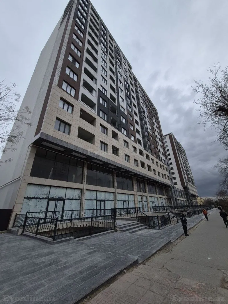 Satılır 3 otaqlı Mənzil Yeni tikili 86 m² Neftçilər m. - şəkil 2