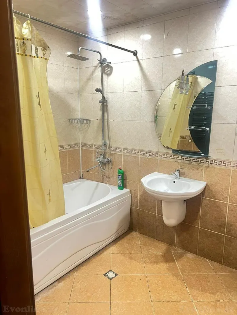 Kirayə verilir 2 otaqlı Mənzil Yeni tikili 60 m² 8 Noyabr m. - şəkil 5