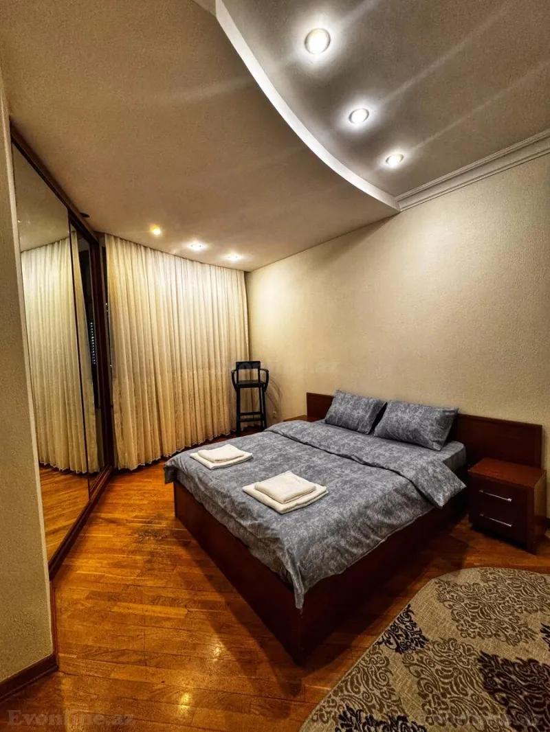 Kirayə verilir 3 otaqlı Mənzil Yeni tikili 133 m² 28 May m. - şəkil 9