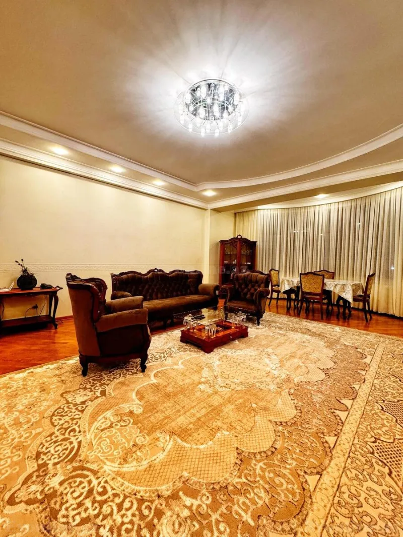 Kirayə verilir 3 otaqlı Mənzil Yeni tikili 133 m² 28 May m. - şəkil 12