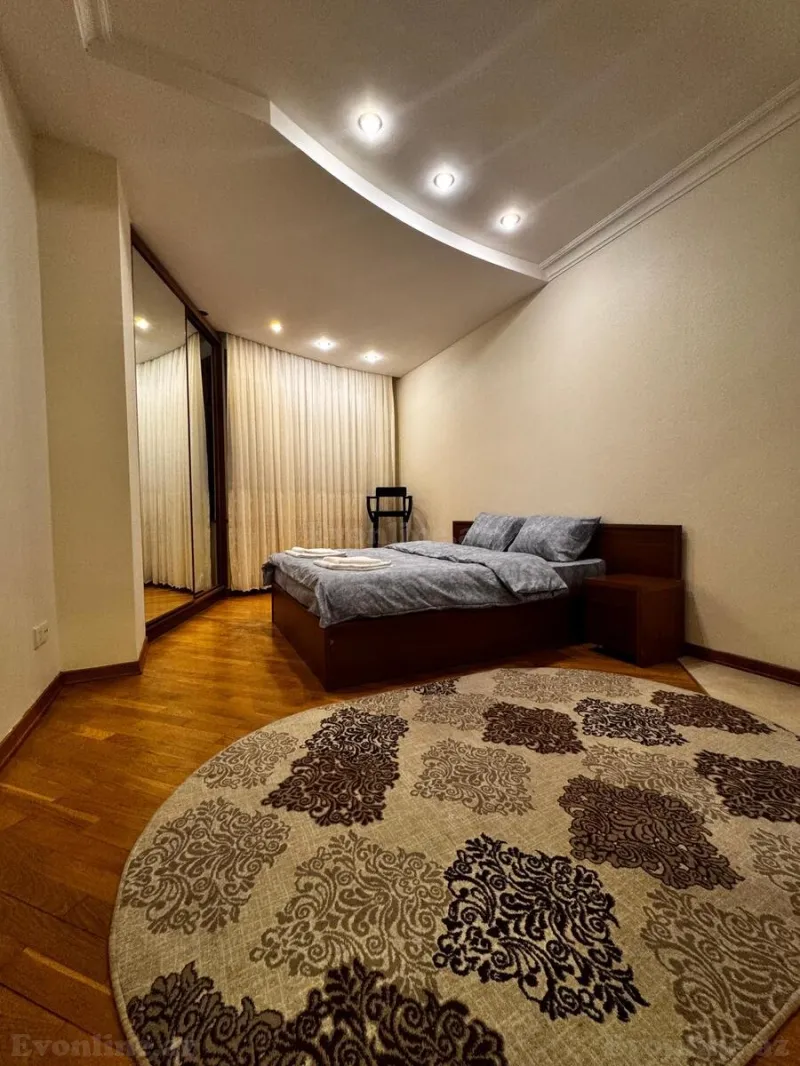 Kirayə verilir 3 otaqlı Mənzil Yeni tikili 133 m² 28 May m. - şəkil 17