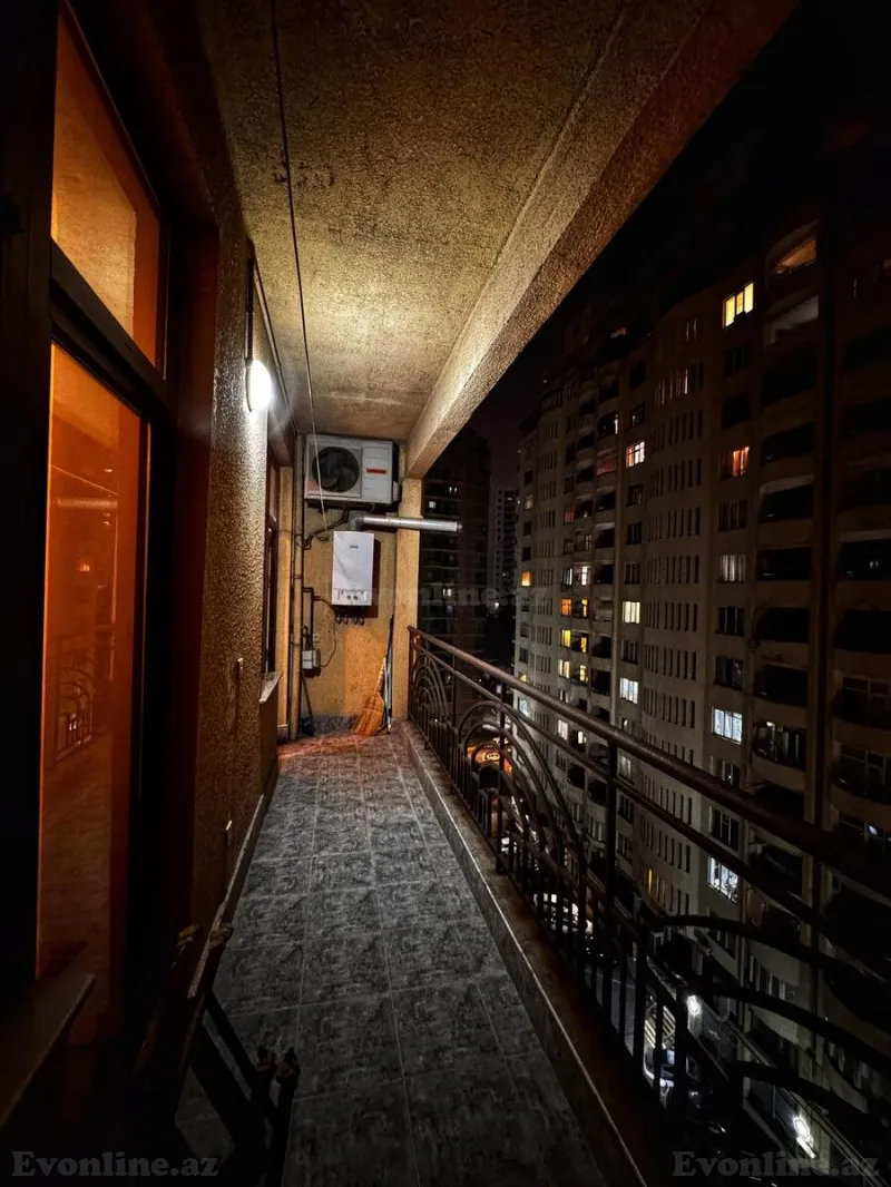 Kirayə verilir 3 otaqlı Mənzil Yeni tikili 133 m² 28 May m. - şəkil 20