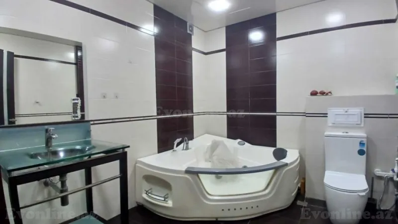 Satılır 3 otaqlı Mənzil Yeni tikili 136 m² İnşaatçılar m. - şəkil 8