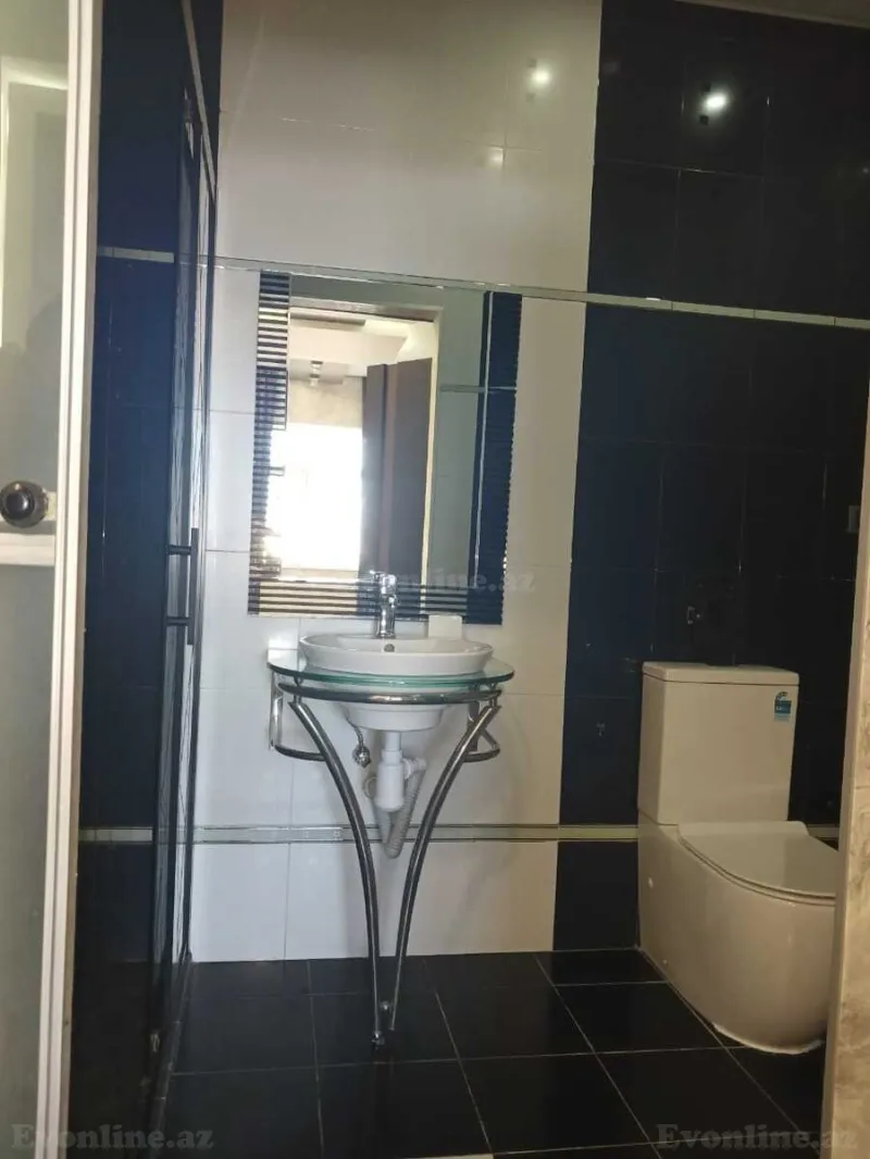 Satılır 3 otaqlı Mənzil Yeni tikili 136 m² İnşaatçılar m. - şəkil 9