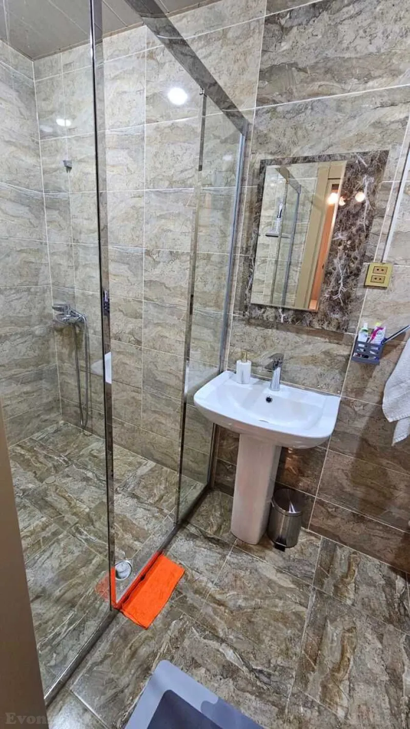 Satılır 3 otaqlı Mənzil Yeni tikili 125 m² Səbail r. - şəkil 17