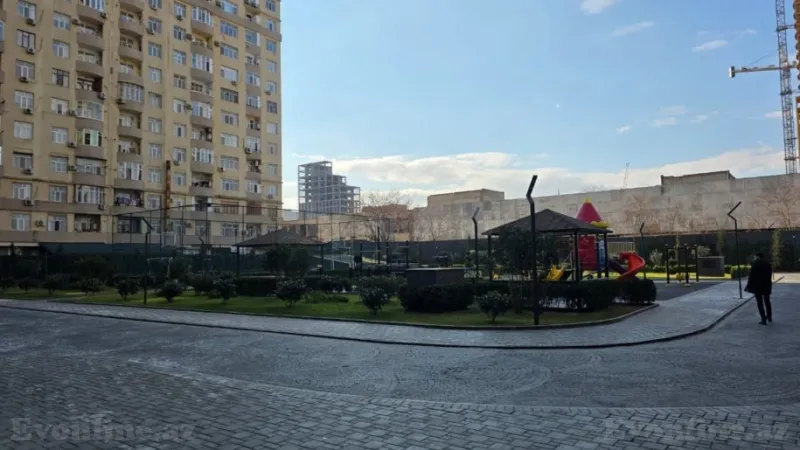 Satılır 3 otaqlı Mənzil Yeni tikili 105 m² 8 Noyabr m. - şəkil 6