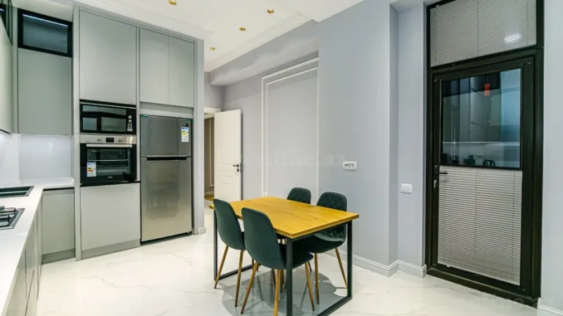 Kirayə verilir 3 otaqlı Mənzil Yeni tikili 150 m² Nəsimi r. - şəkil 4