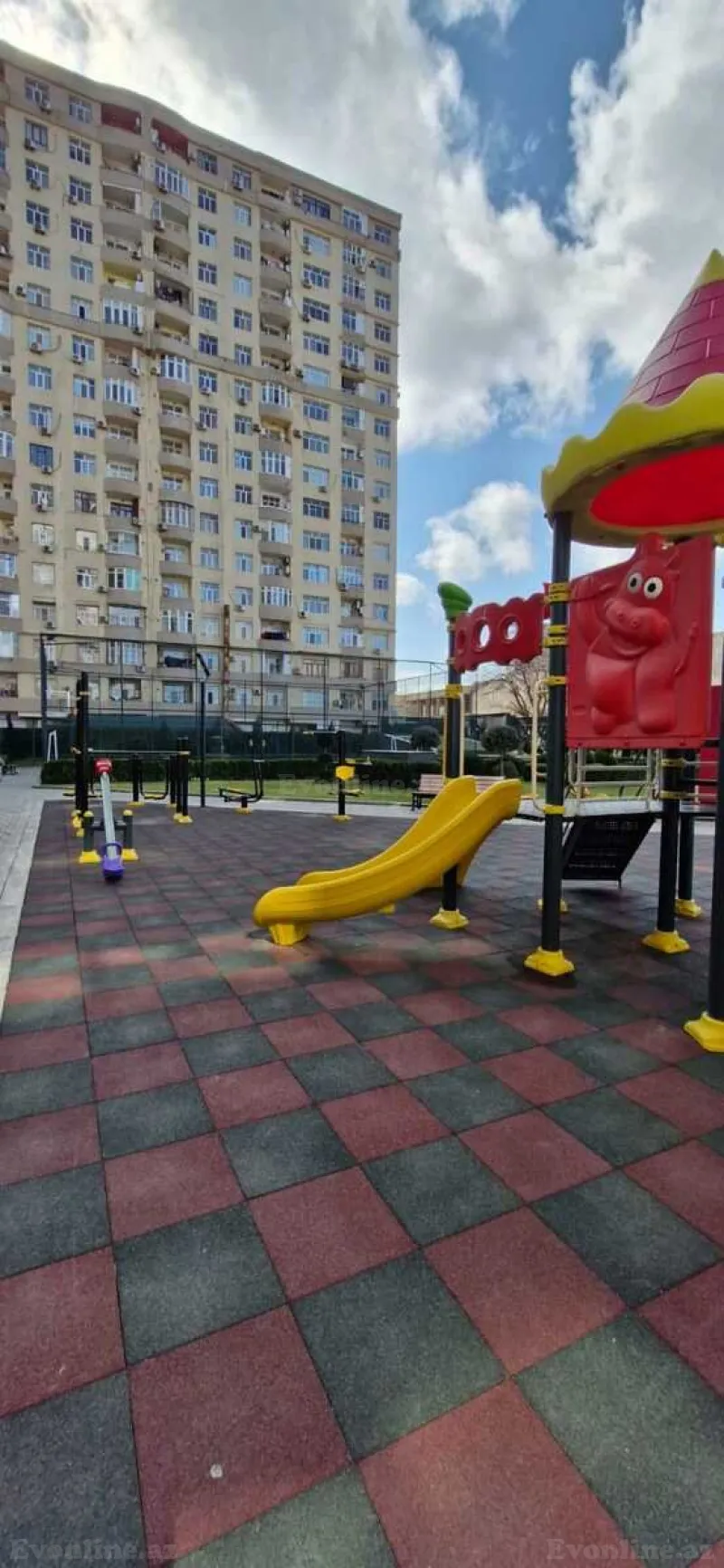 Satılır 2 otaqlı Mənzil Yeni tikili 108 m² 8 Noyabr m. - şəkil 5