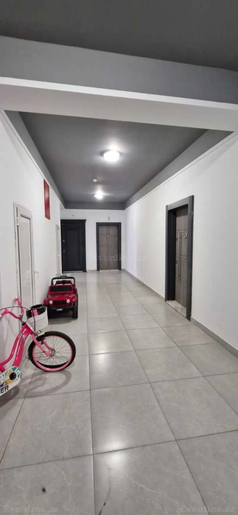 Satılır 2 otaqlı Mənzil Yeni tikili 108 m² 8 Noyabr m. - şəkil 16