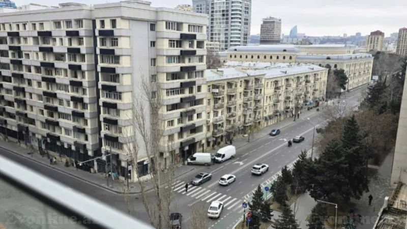 Satılır 4 otaqlı Mənzil Yeni tikili 220 m² 28 May m. - şəkil 19