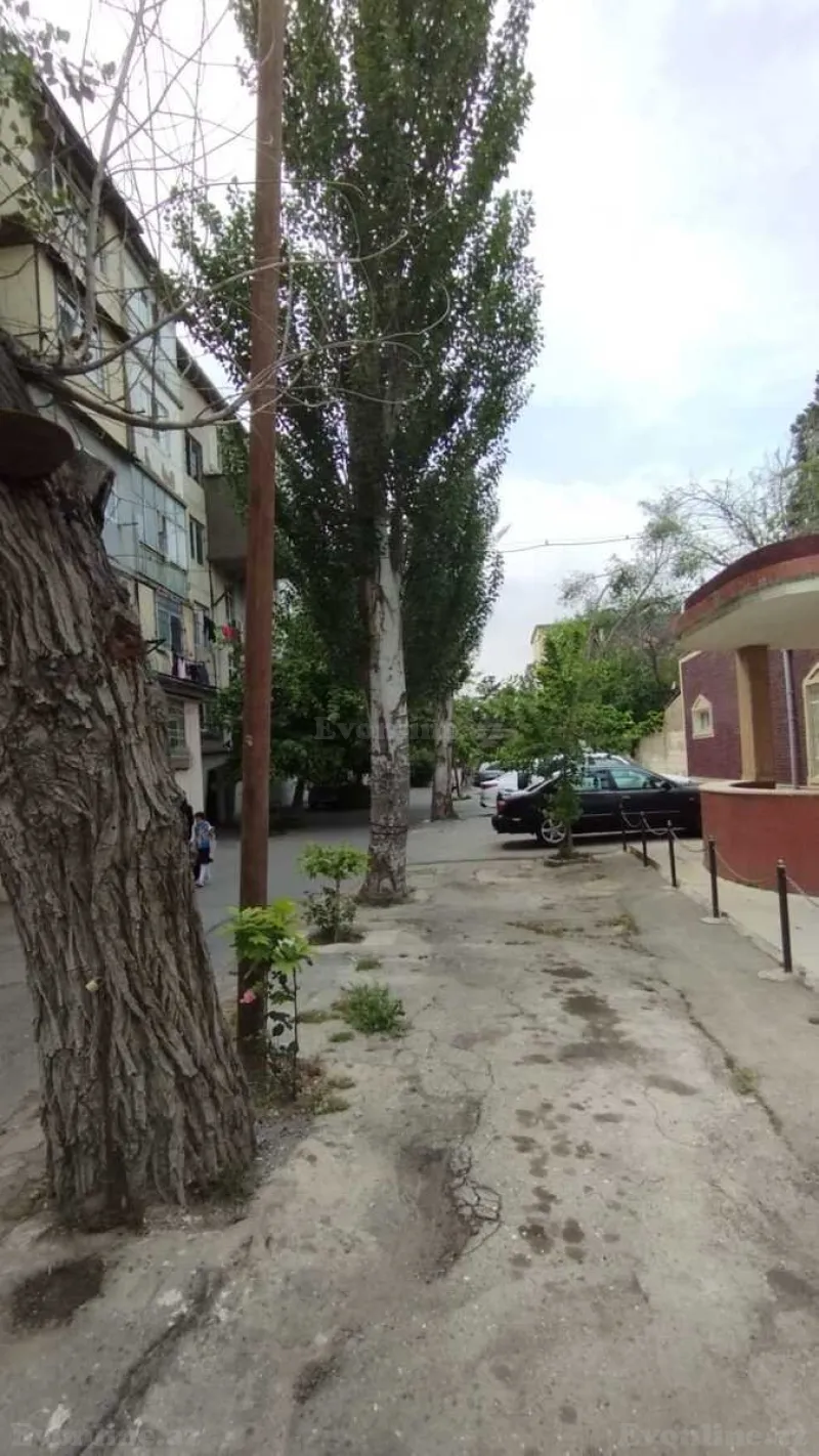 Satılır 3 otaqlı Mənzil Köhnə tikili 70 m² 7-ci mikrorayon - şəkil 2