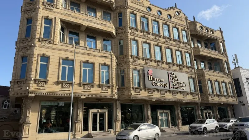 Kirayə verilir 5 otaqlı Mənzil Yeni tikili 350 m² Badamdar - şəkil 2