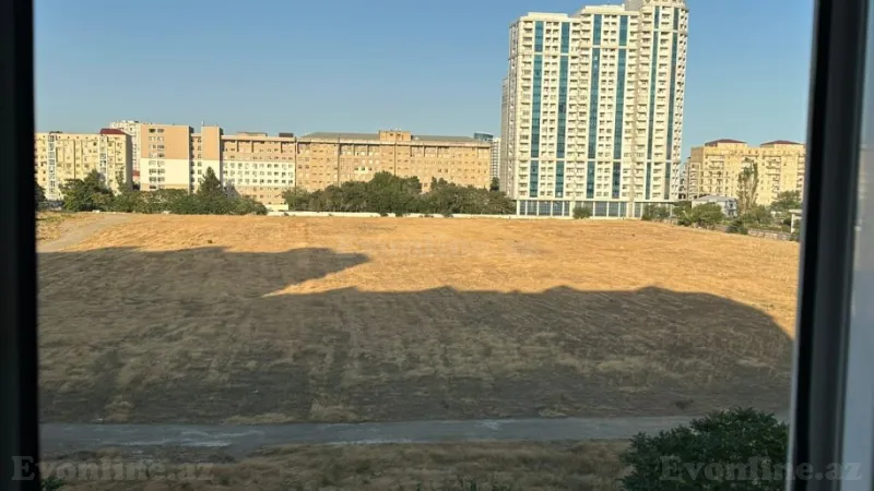 Kirayə verilir 2 otaqlı Mənzil Yeni tikili 75 m² İnşaatçılar m. - şəkil 6