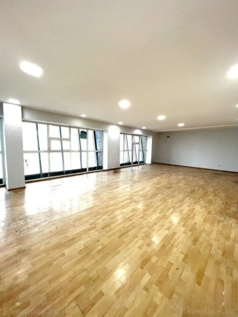 Kirayə verilir Ofis 500 m² Elmlər Akademiyası m. - şəkil 3