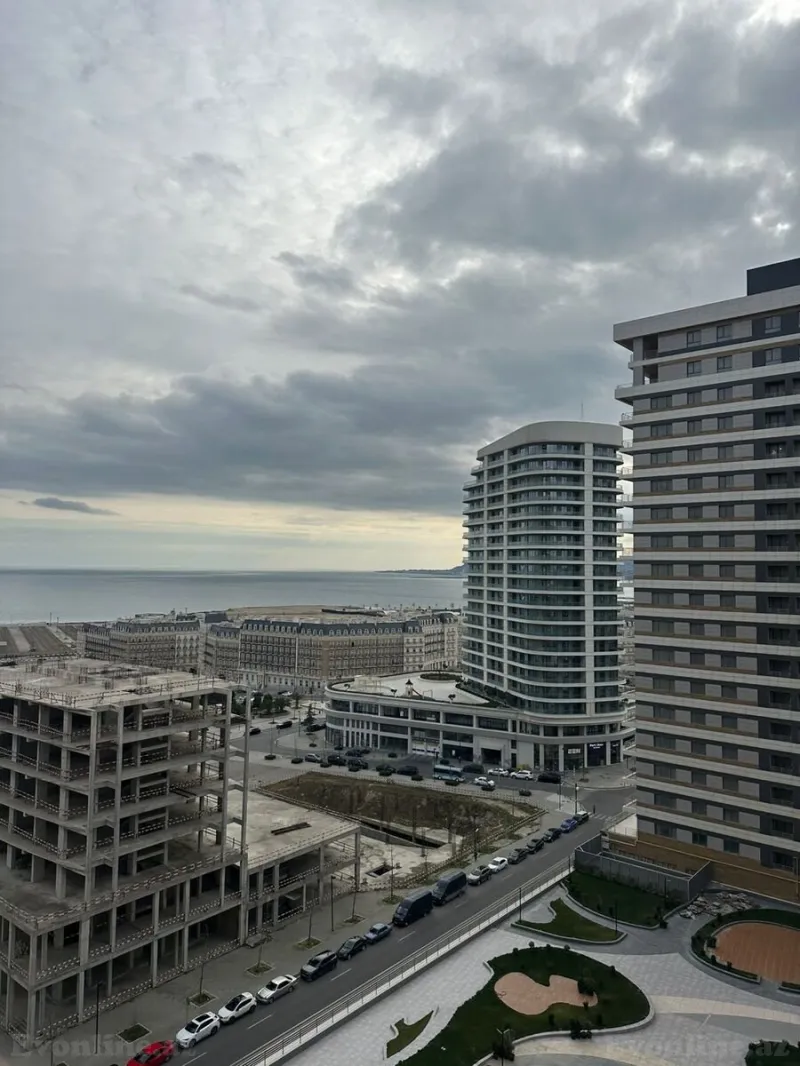 Satılır 3 otaqlı Mənzil Yeni tikili 157 m² Xətai r. - şəkil 2