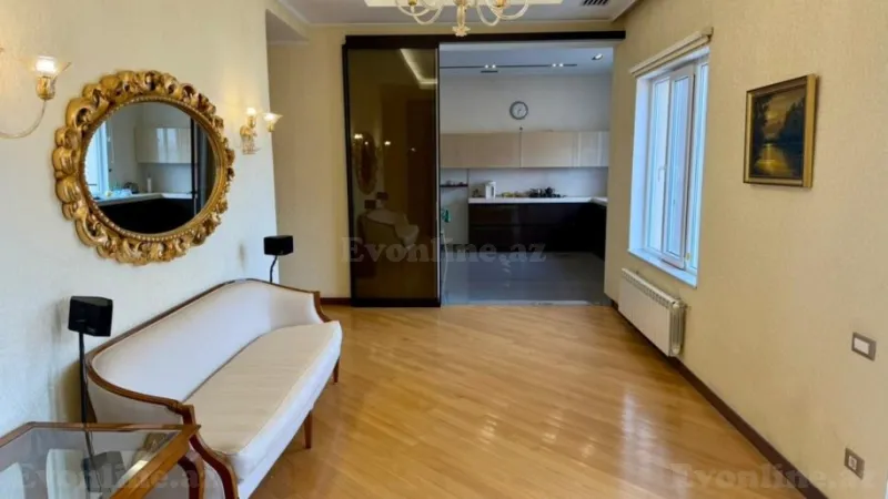 Satılır 5 otaqlı Mənzil Yeni tikili 290 m² 28 May m. - şəkil 3