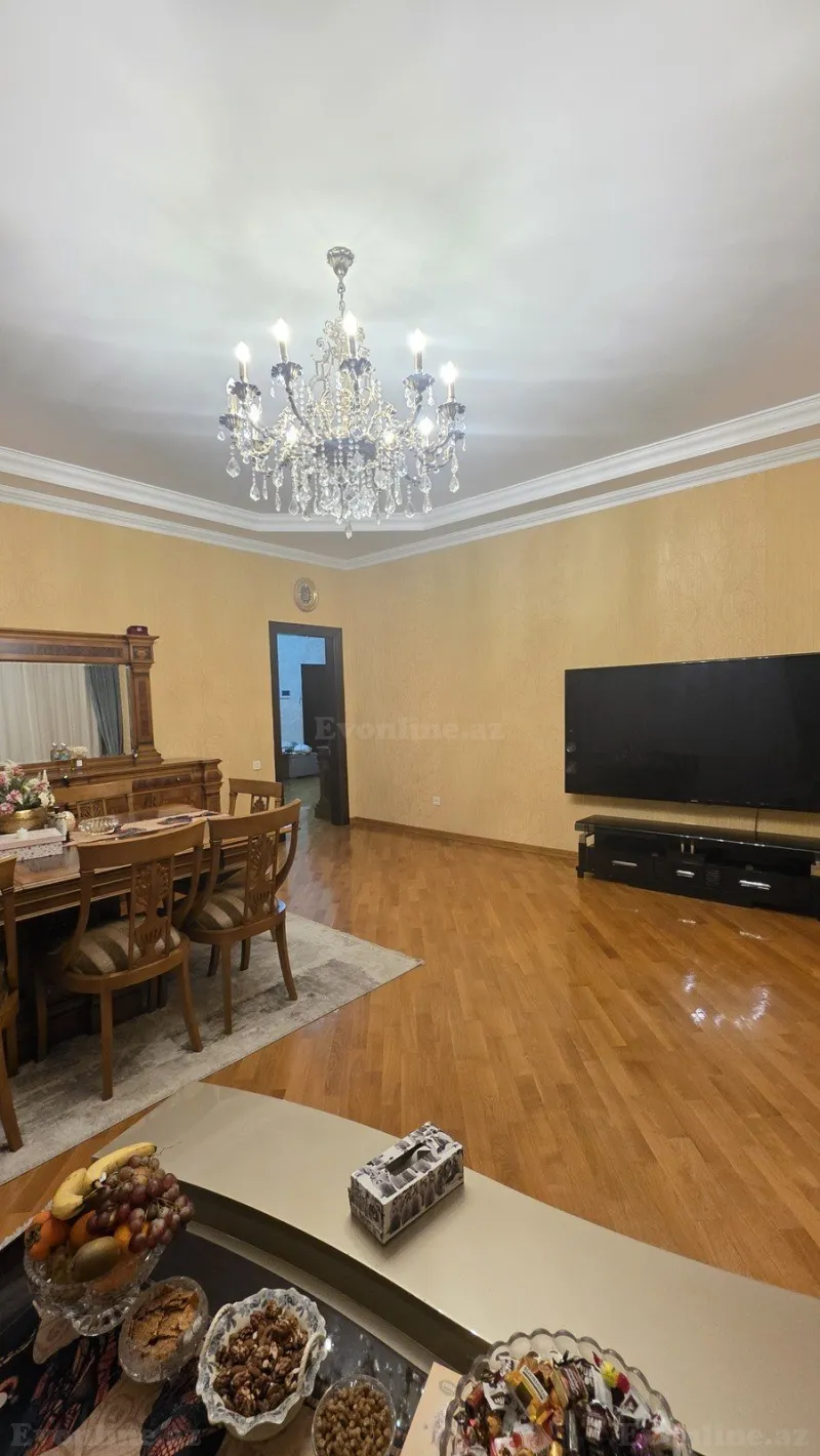 Satılır 4 otaqlı Mənzil Yeni tikili 179 m² Nəsimi r. - şəkil 5