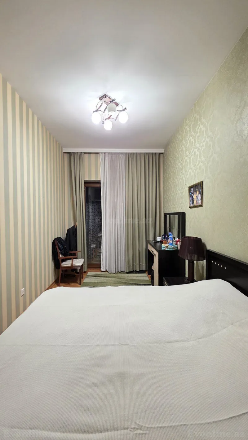 Satılır 4 otaqlı Mənzil Yeni tikili 179 m² Nəsimi r. - şəkil 12