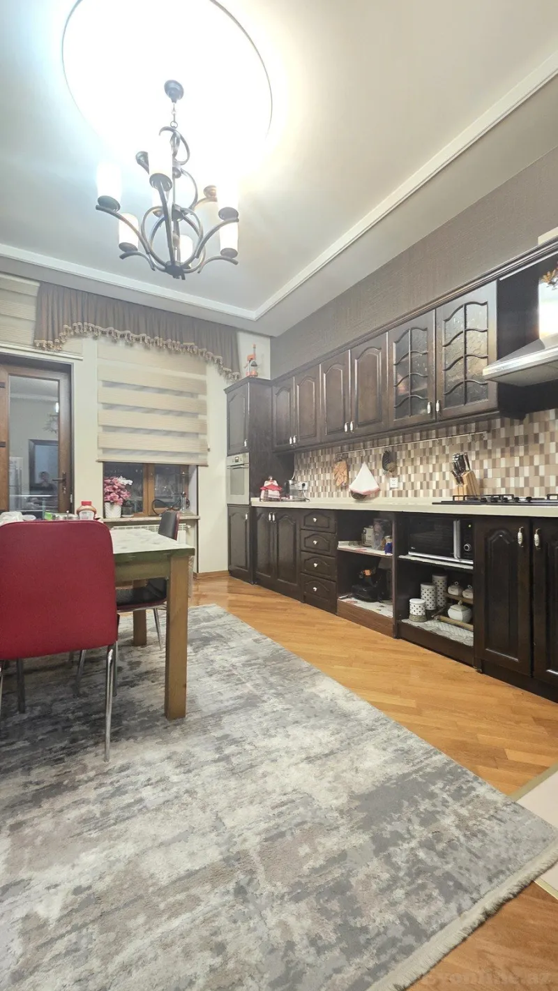 Satılır 4 otaqlı Mənzil Yeni tikili 179 m² Nəsimi r. - şəkil 13