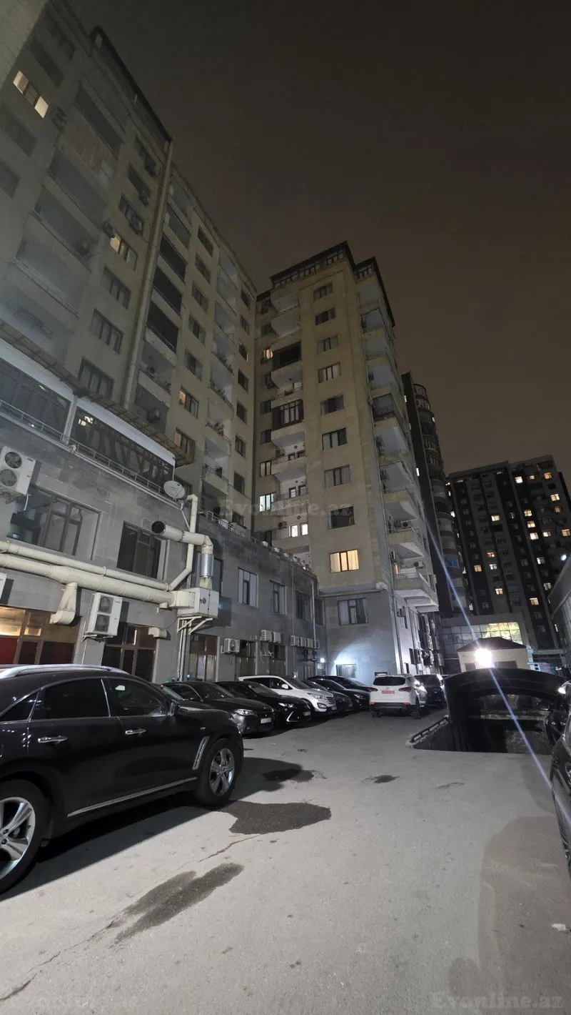 Satılır 4 otaqlı Mənzil Yeni tikili 179 m² Nəsimi r. - şəkil 22