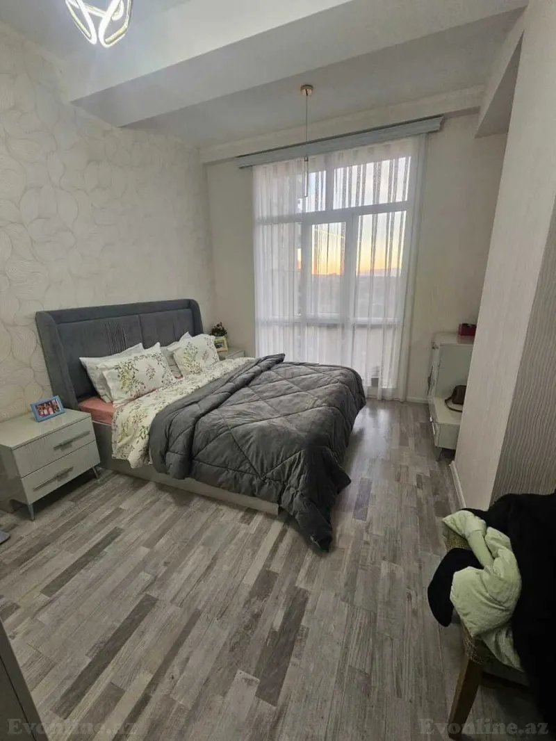 Satılır 3 otaqlı Mənzil Yeni tikili 80 m² 7-ci mikrorayon