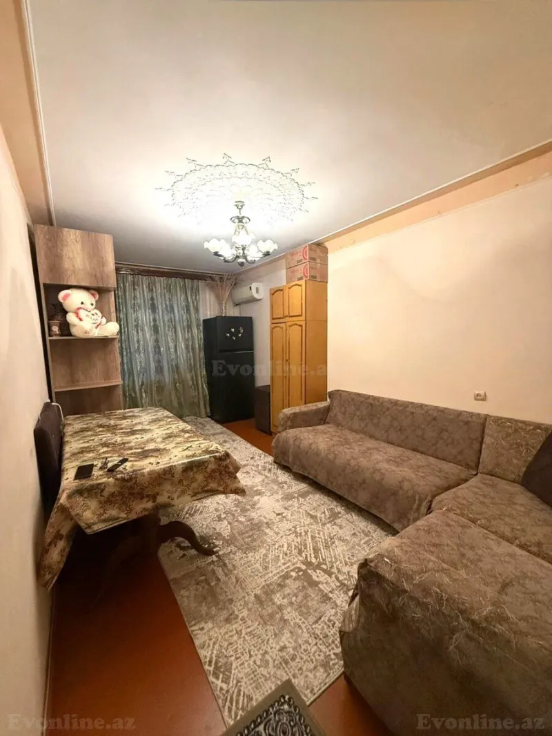 Satılır 2 otaqlı Mənzil Köhnə tikili 65 m² Həzi Aslanov m.