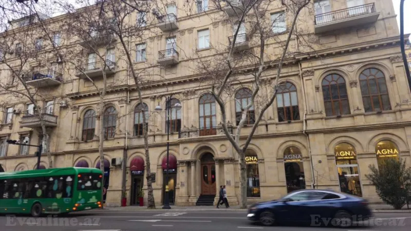 Kirayə verilir Obyekt 65 m² Sahil m.