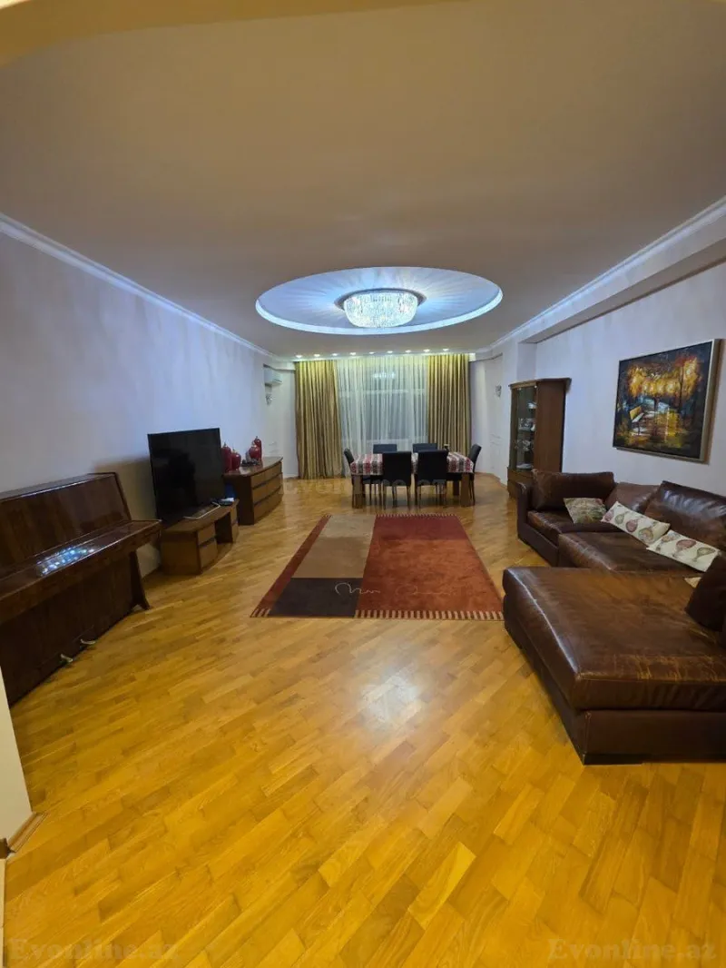 Kirayə verilir 4 otaqlı Mənzil Yeni tikili 140 m² Xətai r.