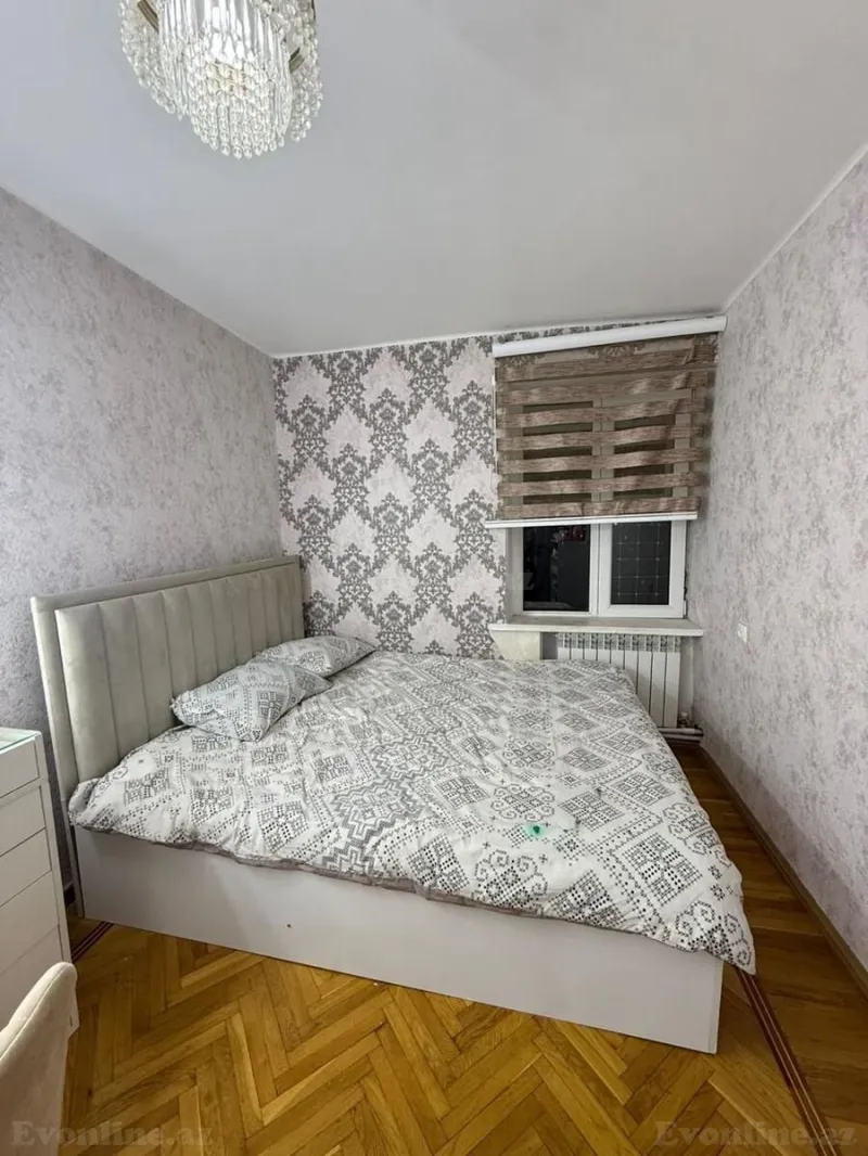 Satılır 2 otaqlı Mənzil Köhnə tikili 70 m² 4-cü mikrorayon - şəkil 4