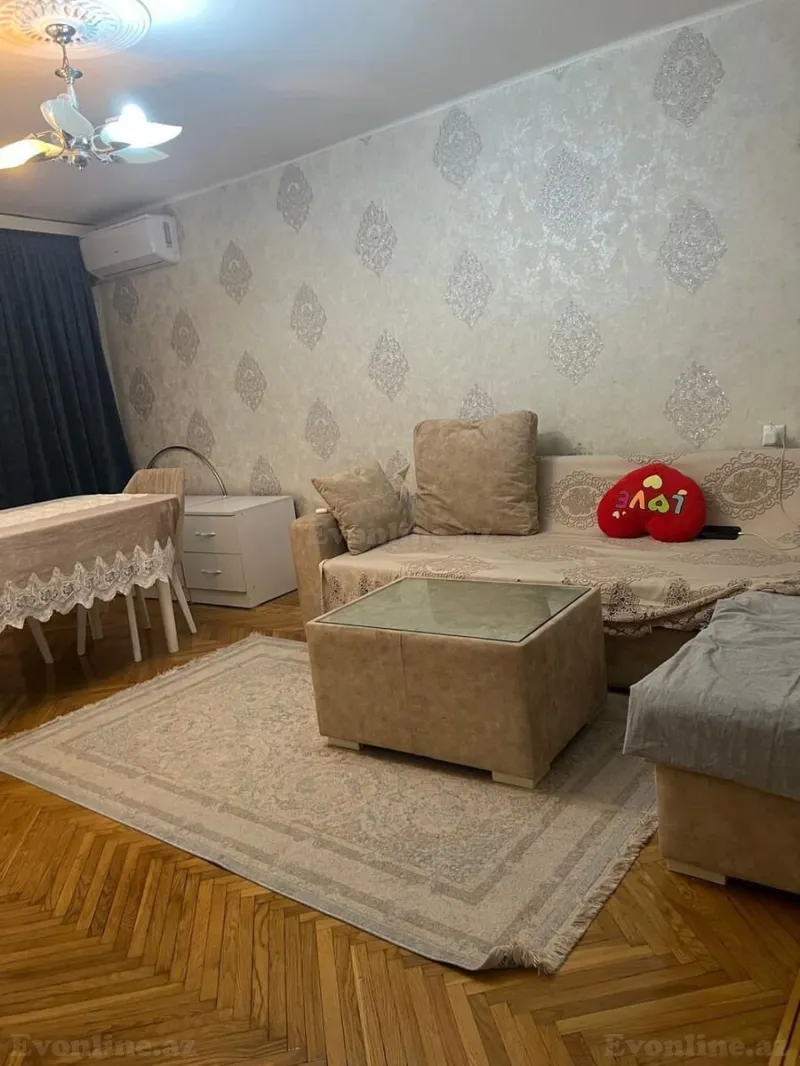 Satılır 2 otaqlı Mənzil Köhnə tikili 70 m² 4-cü mikrorayon - şəkil 5