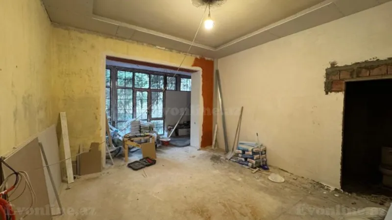 Satılır 3 otaqlı Mənzil Köhnə tikili 110 m² İçərişəhər m. - şəkil 4