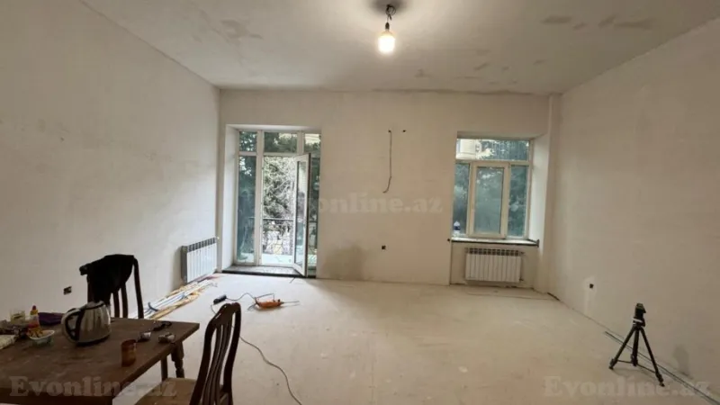 Satılır 3 otaqlı Mənzil Köhnə tikili 110 m² İçərişəhər m. - şəkil 6