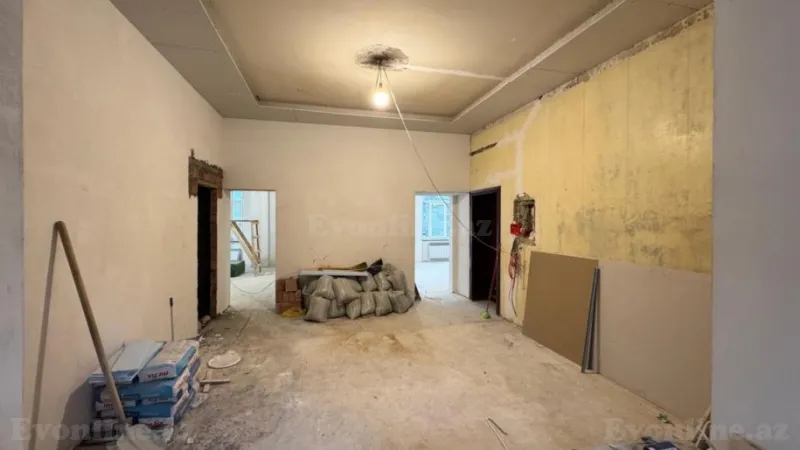 Satılır 3 otaqlı Mənzil Köhnə tikili 110 m² İçərişəhər m. - şəkil 9