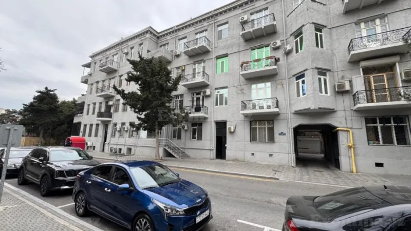 Satılır 3 otaqlı Mənzil Köhnə tikili 110 m² İçərişəhər m. - şəkil 14