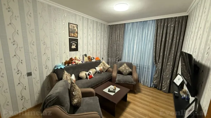 Satılır 3 otaqlı Mənzil Köhnə tikili 75 m² Həzi Aslanov m.