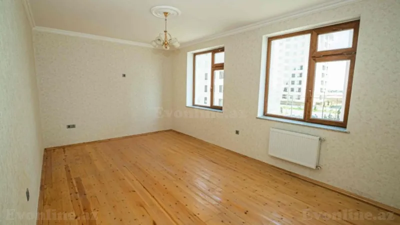 Bakı, Sabunçu r., Ramanada 4 otaqlı mənzil satılır