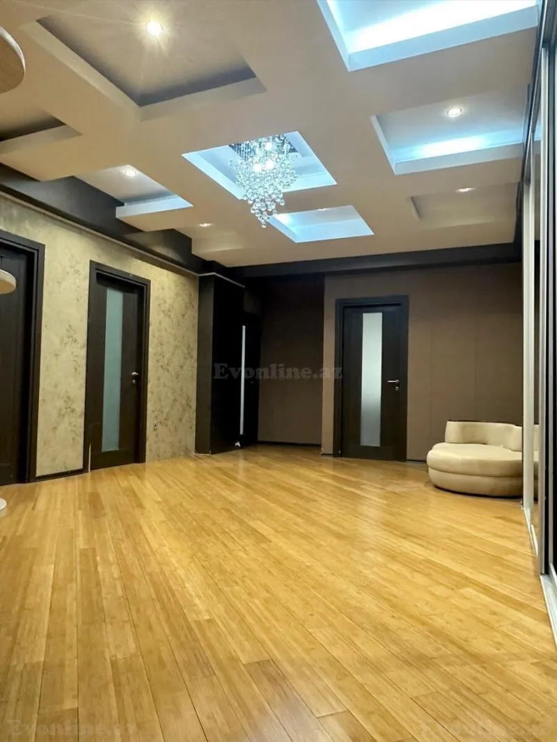 Satılır 3 otaqlı Mənzil Yeni tikili 165 m² 28 May m. - şəkil 16