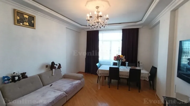 Satılır 2 otaqlı Mənzil Yeni tikili 81 m² 8-ci mikrorayon - şəkil 2