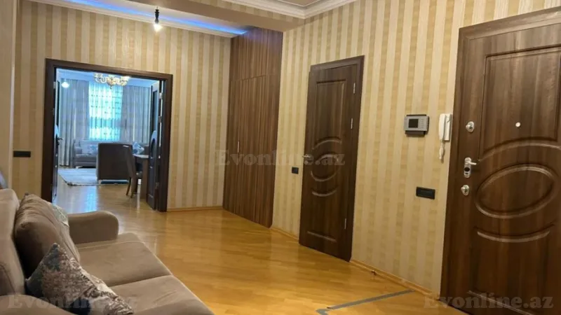 Kirayə verilir 4 otaqlı Mənzil Yeni tikili 220 m² Elmlər Akademiyası m. - şəkil 27