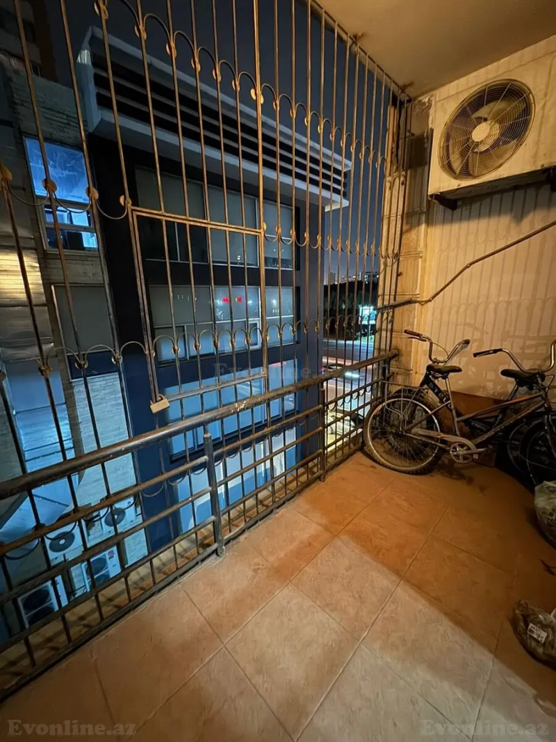 Satılır 4 otaqlı Mənzil Yeni tikili 185 m² Xətai m. - şəkil 4