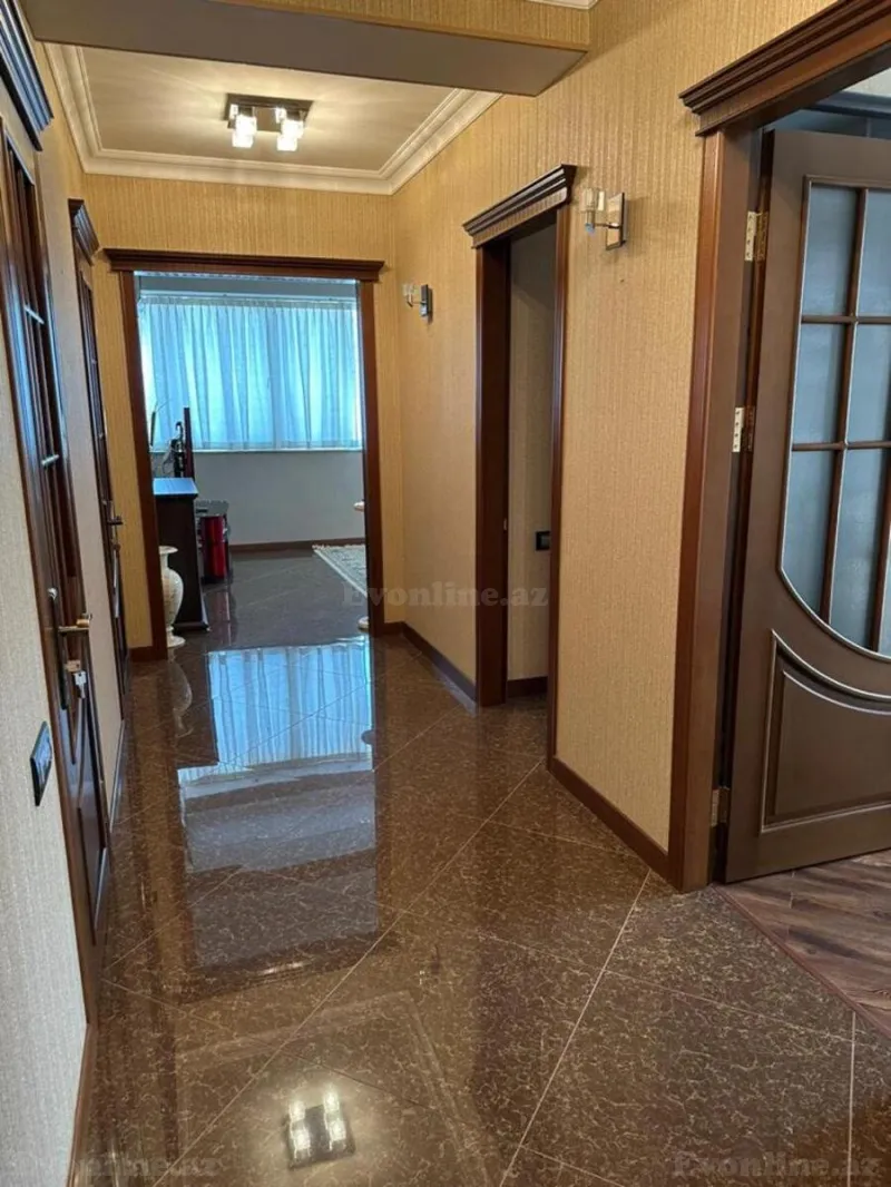 Satılır 3 otaqlı Mənzil Yeni tikili 120 m² 28 May m. - şəkil 14