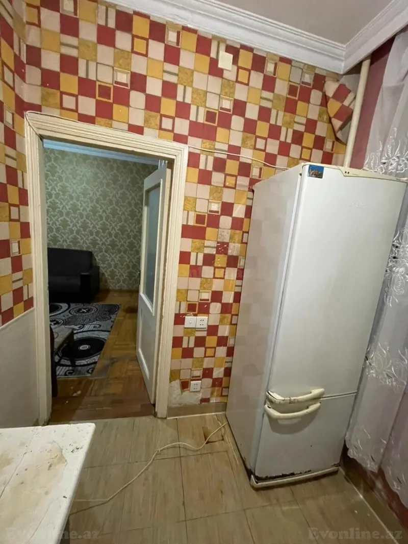 Kirayə verilir 3 otaqlı Mənzil Köhnə tikili 80 m² Memar Əcəmi m. - şəkil 9