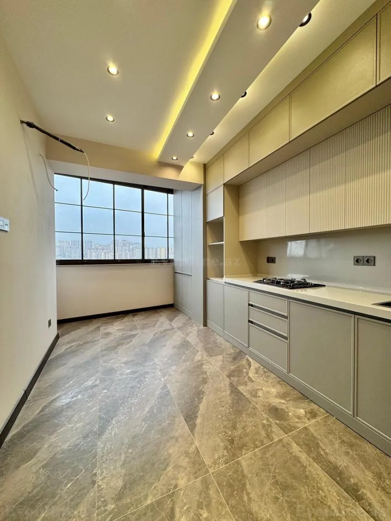 Satılır 3 otaqlı Mənzil Yeni tikili 135 m² İnşaatçılar m. - şəkil 7